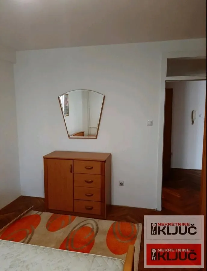 Izdavanje, dvosoban stan, 56m², Bulevar Oslobodjenja, Novi Sad Sve Podlokacije