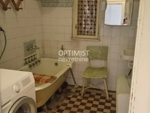 Prodaja, četvorosoban stan, 110m², Tašmajdan, Palilula Sve Podlokacije - image 11