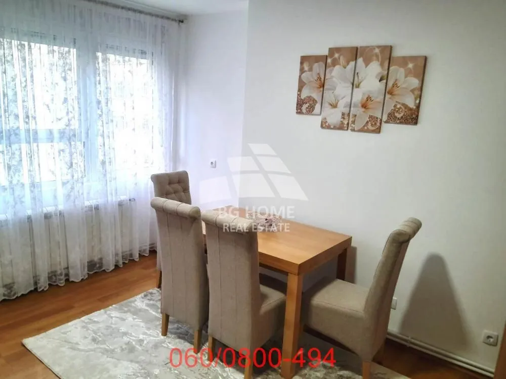 Rent, two bedroom apartment, 60m², Kalenić Pijaca, Vračar Sve Podlokacije