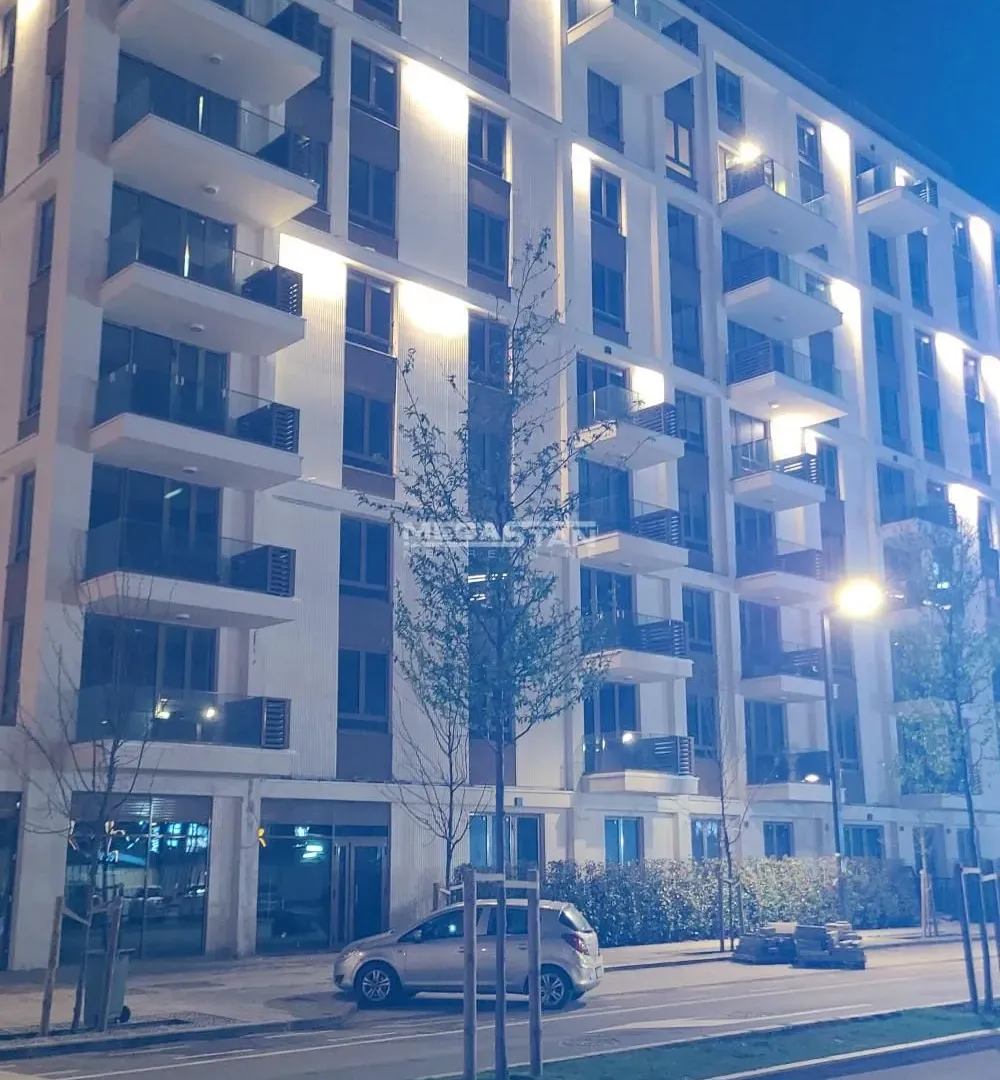 Prodaja, trosoban stan, 79m², Savski Venac, Beograd