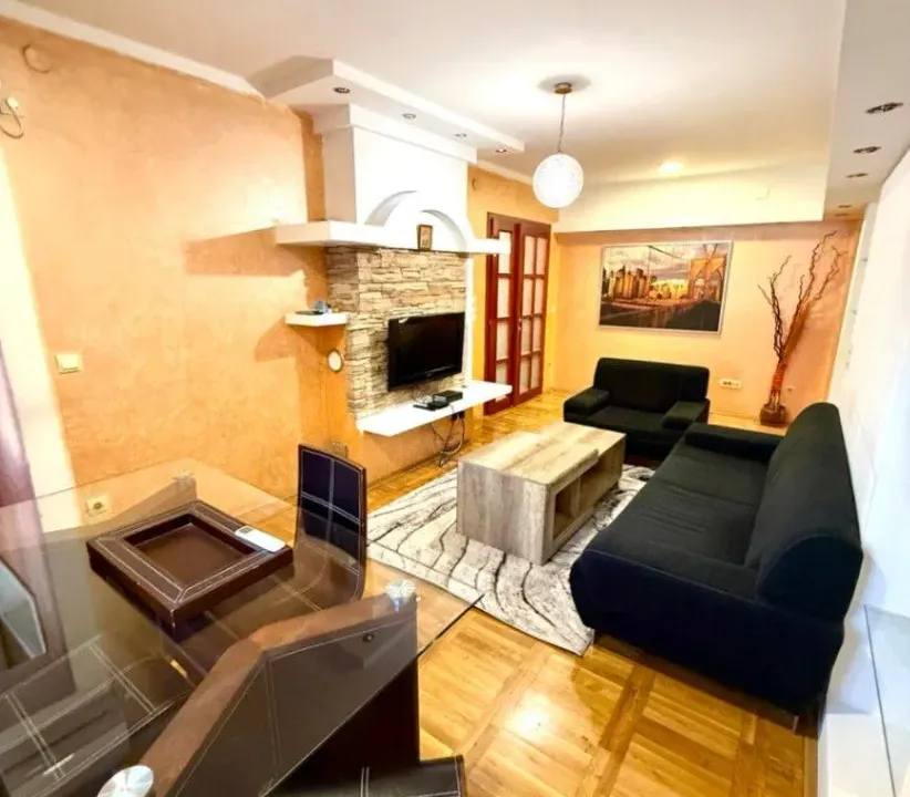 Rent, three bedroom apartment, 90m², Centar, Podgorica