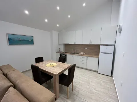 Izdavanje, jednosoban stan, 55m², Kava, Tivat - image 10