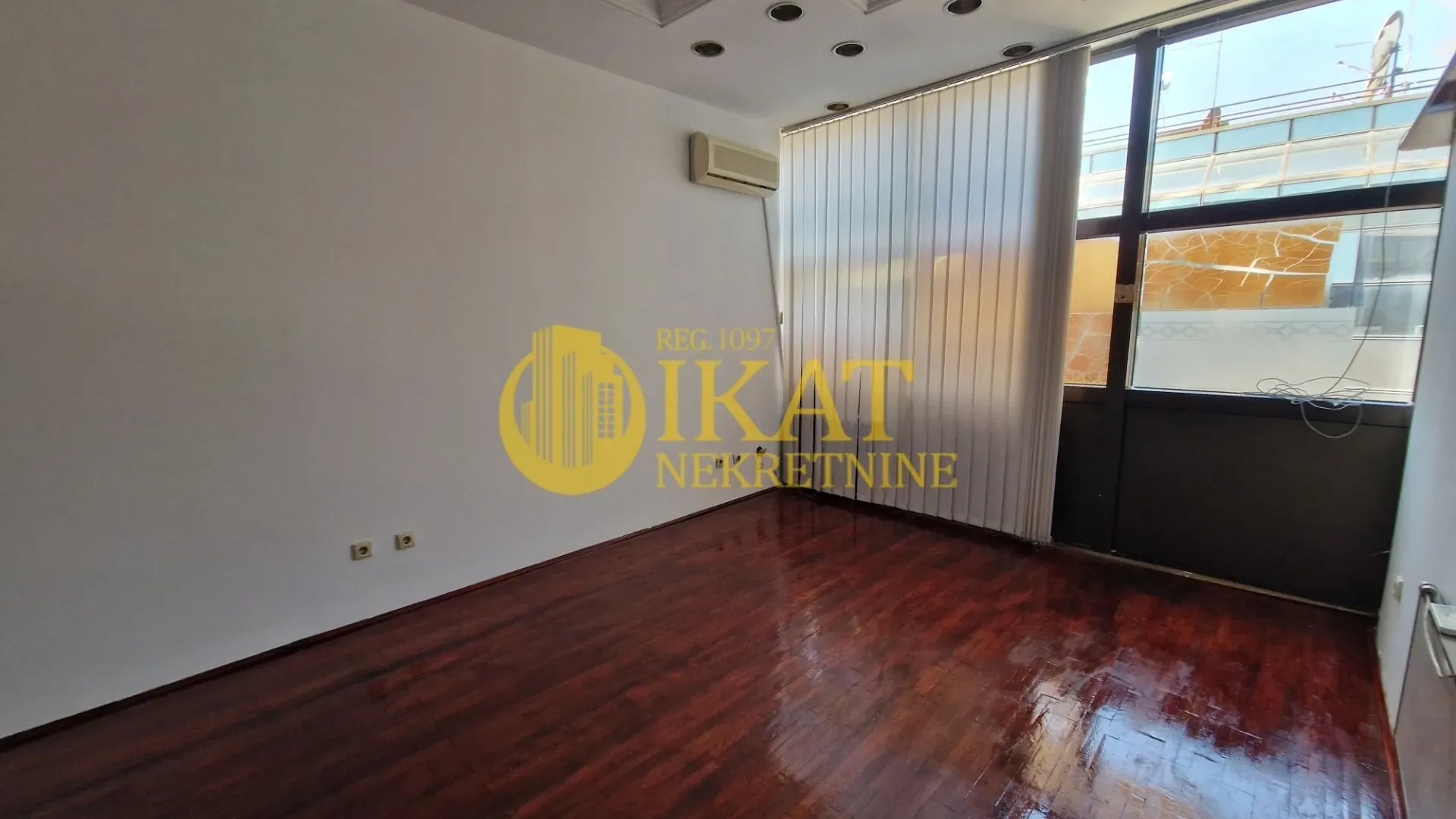 Sale, office space, 106m², Stari Merkator, Novi Beograd Sve Podlokacije