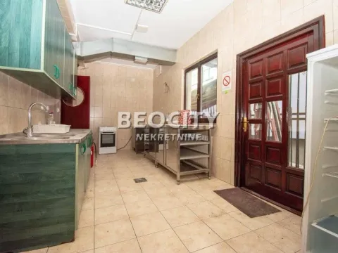 Sale, office space, 365m², Petlovo Brdo, Beograd - image 5