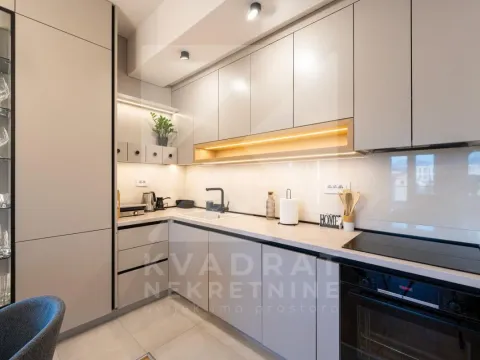 Izdavanje, dvosoban stan, 80m², Stara Varoš, Podgorica - image 7