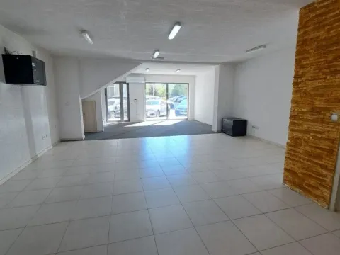 Rent, office space, 162m², Krivi Most, Podgorica - image 9