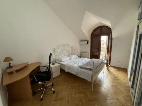 Izdavanje, stan, 300m², Gorica C, Podgorica - image 7