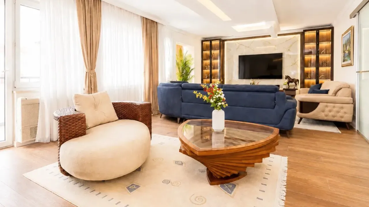 Rent, three bedroom apartment, 200m², Gorica C, Podgorica