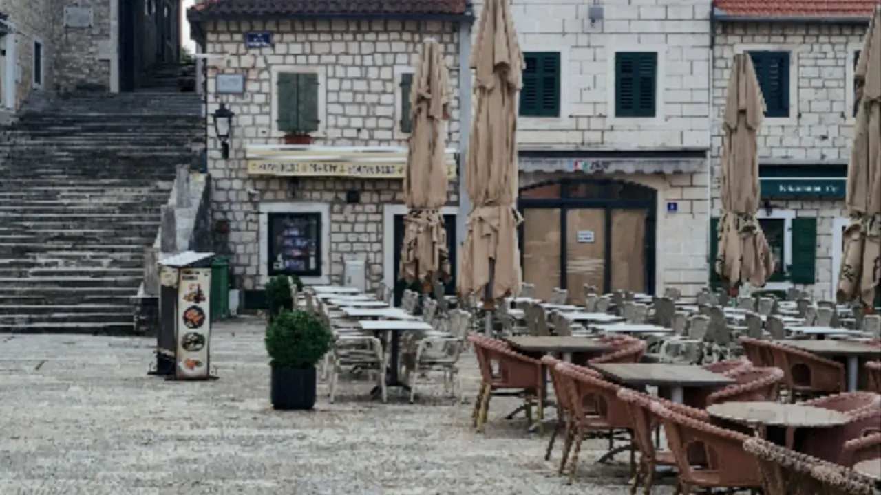 Rent, office space, 96m², Centar, Herceg Novi