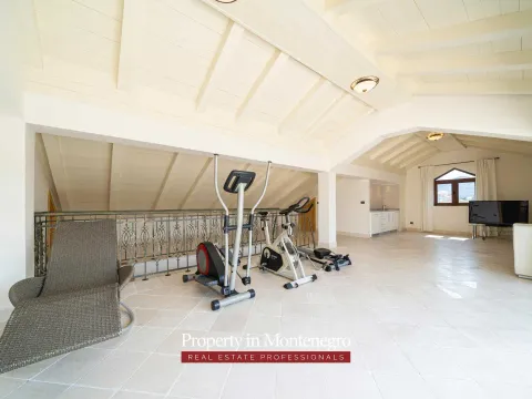 Prodaja, kuća, 971m², Petrovac, Budva - image 34