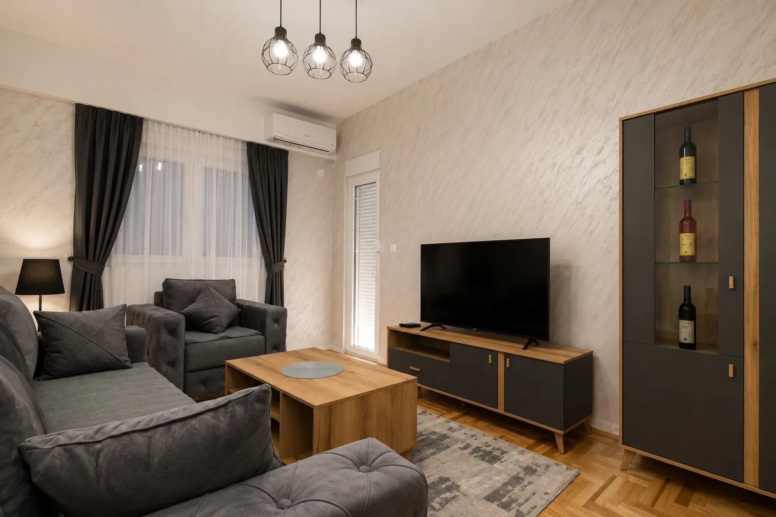 Izdavanje, jednosoban stan, 43m², Tuški Put, Podgorica
