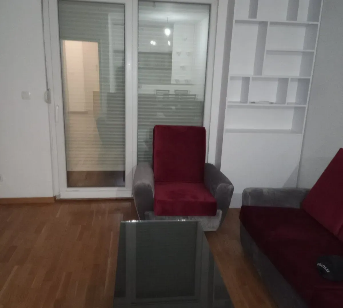 Izdavanje, jednosoban stan, 55m², Zabjelo, Podgorica