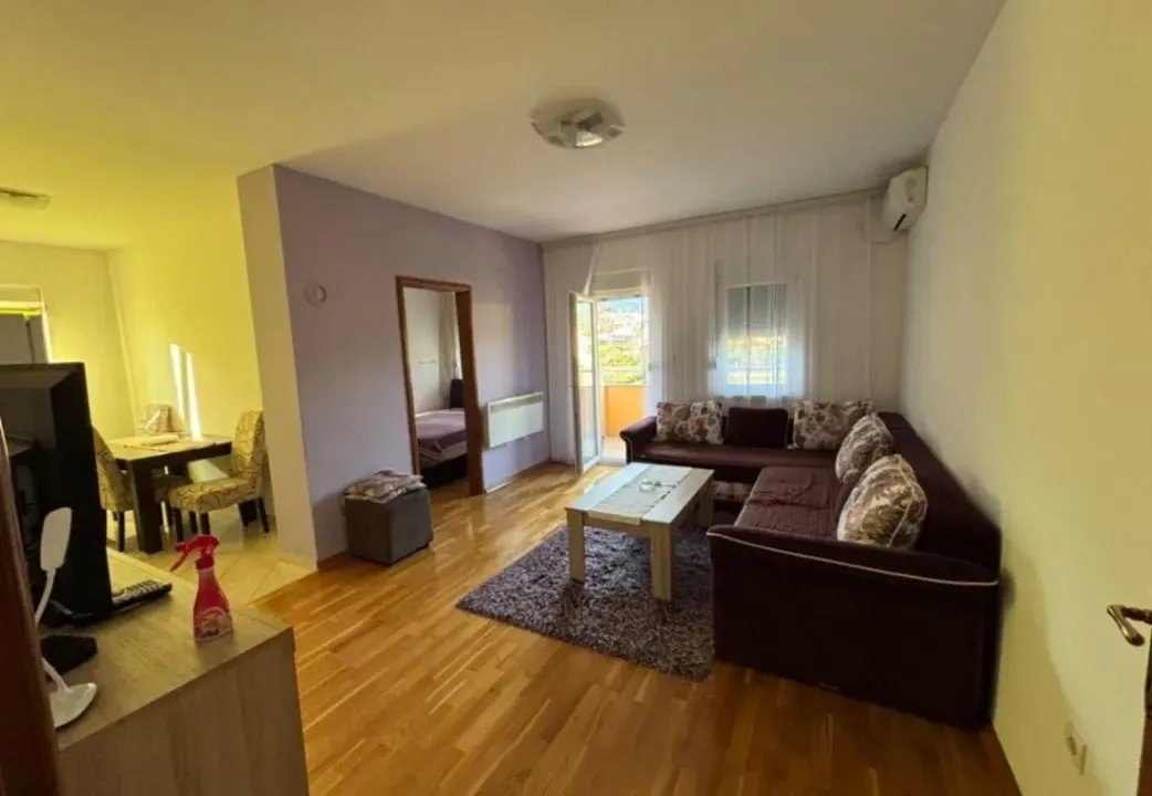 Prodaja, jednosoban stan, 50m², Ilino, Bar