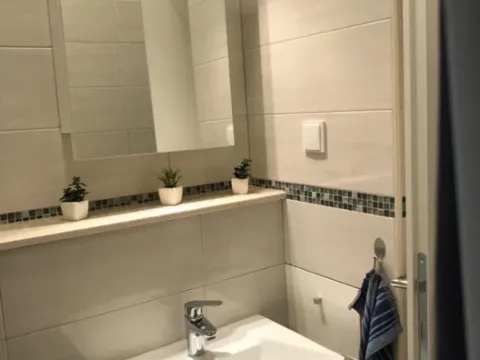 Rent, studio apartment, 34m², Đenovići, Herceg Novi - image 10