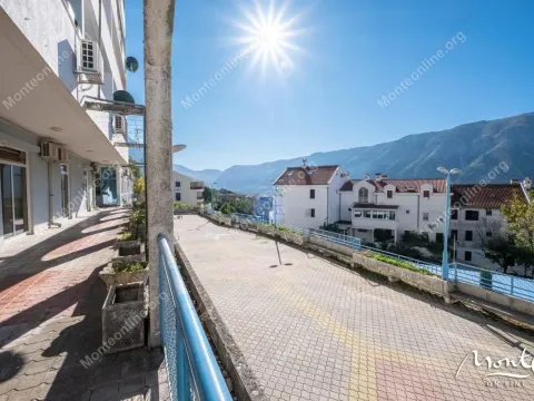 Prodaja, dvosoban stan, 48m², Dobrota, Kotor - image 32