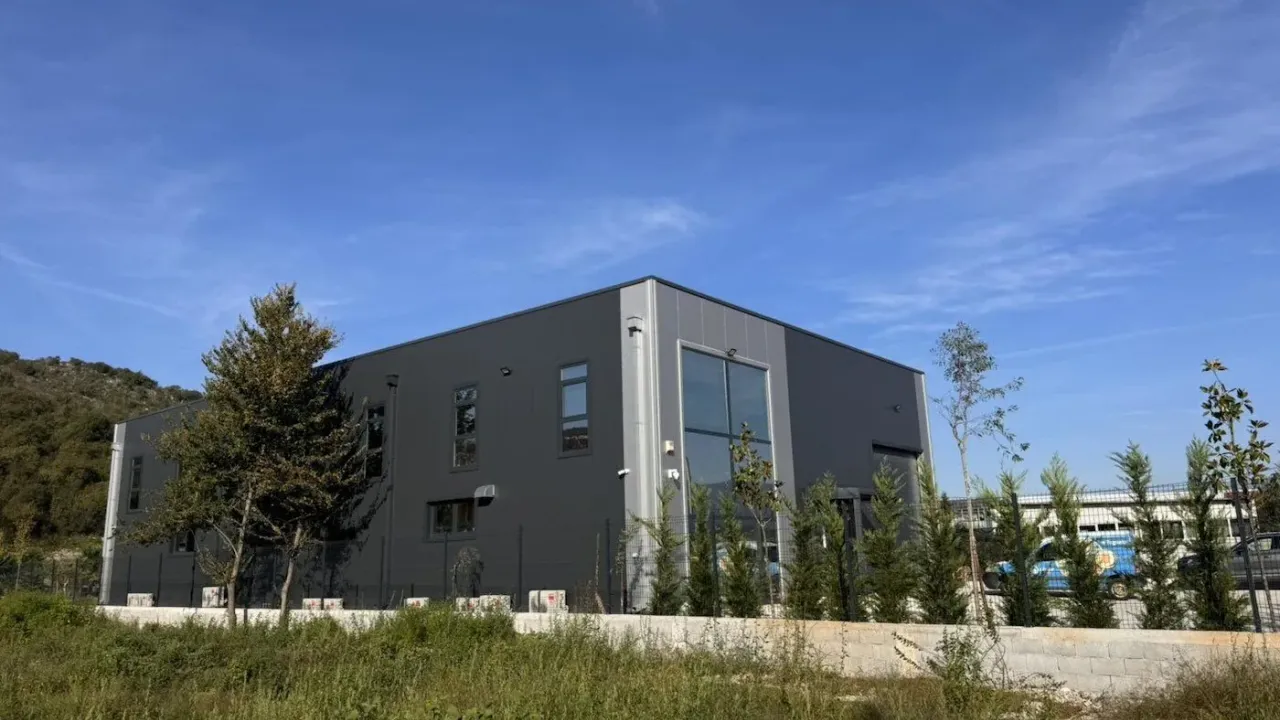 Rent, office space, 130m², Mareza, Podgorica