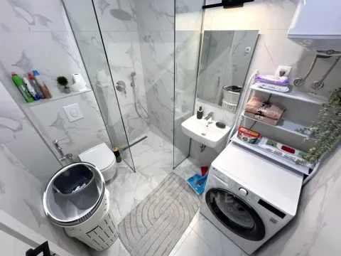 Rent, two bedroom apartment, 64m², Stari Aerodrom, Podgorica - image 11