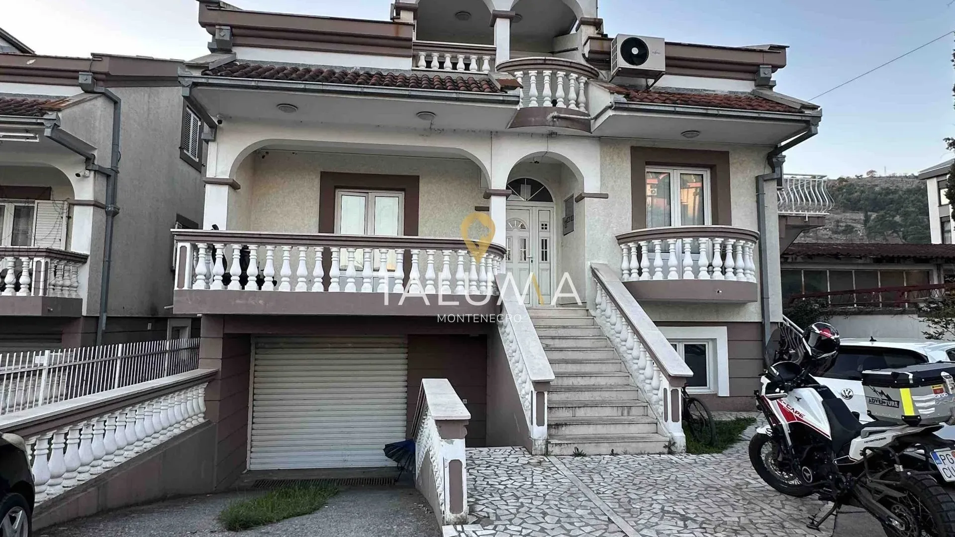 Izdavanje, kuća, 360m², Momišići, Podgorica