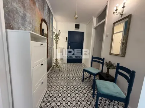 Izdavanje, trosoban stan, 80m², Kalenić Pijaca, Vračar Sve Podlokacije - image 19