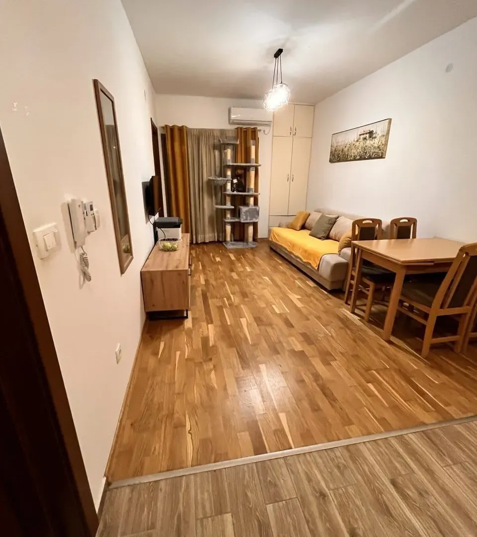 Prodaja, jednosoban stan, 40m², Bulevar, Budva