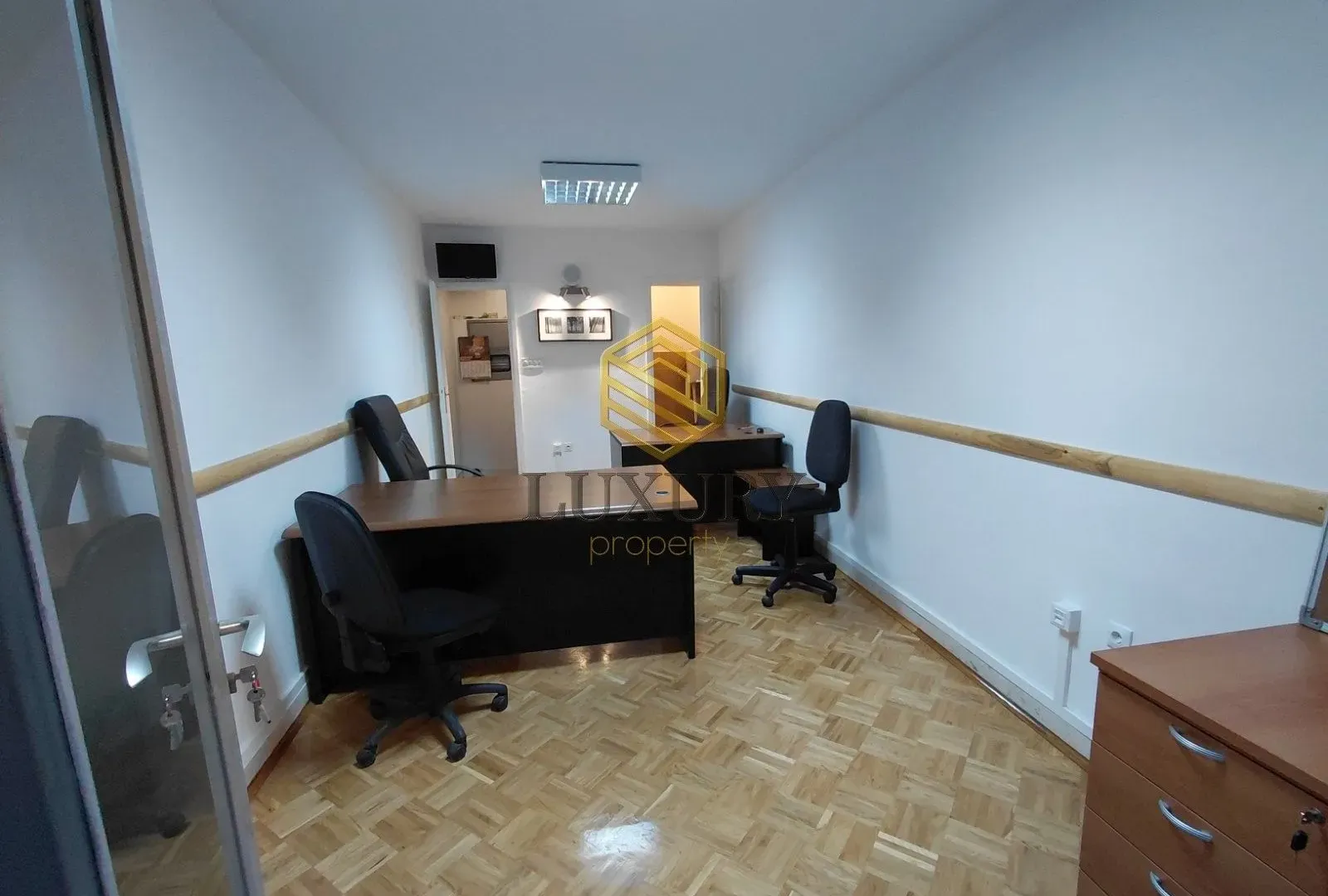 Rent, office space, 20m², Blok 5, Podgorica