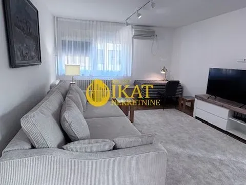 Izdavanje, trosoban stan, 88m², Tašmajdan, Palilula Sve Podlokacije - image 7