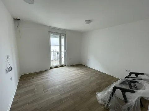 Rent, office space, 130m², Salajka, Novi Sad Sve Podlokacije - image 2