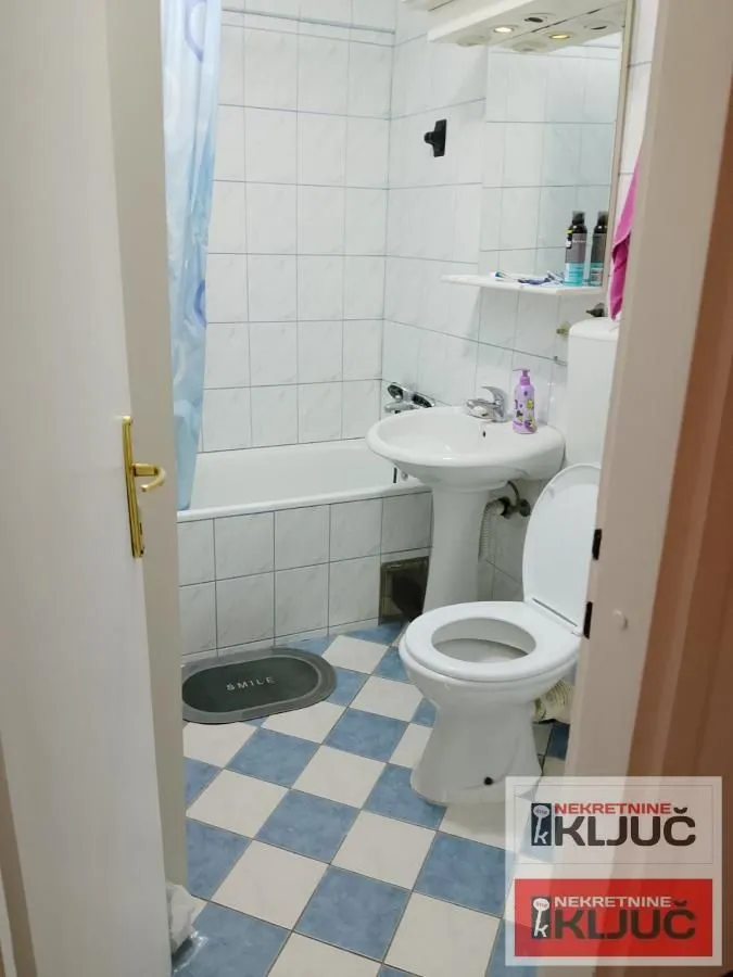 Izdavanje, trosoban stan, 64m², Liman 3, Novi Sad Sve Podlokacije