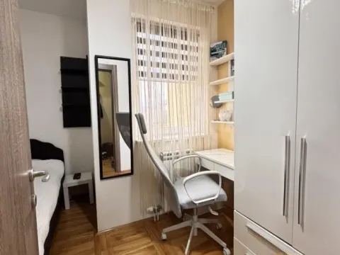 Rent, three bedroom apartment, 70m², Cvetanova Ćuprija, Zvezdara Sve Podlokacije - image 12