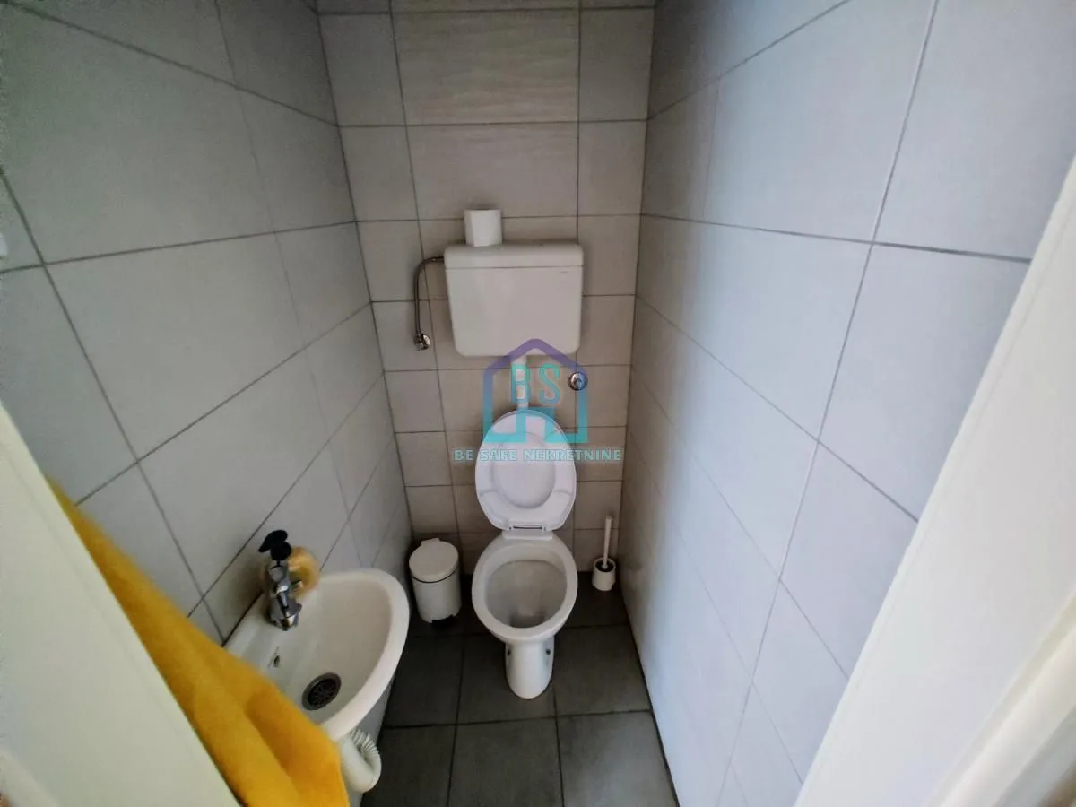 Prodaja, trosoban stan, 74m², Stari grad, Novi Sad