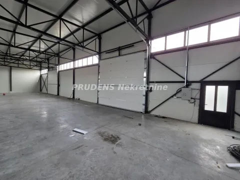 Izdavanje, poslovni prostor, 420m², Ledine, Beograd - image 2