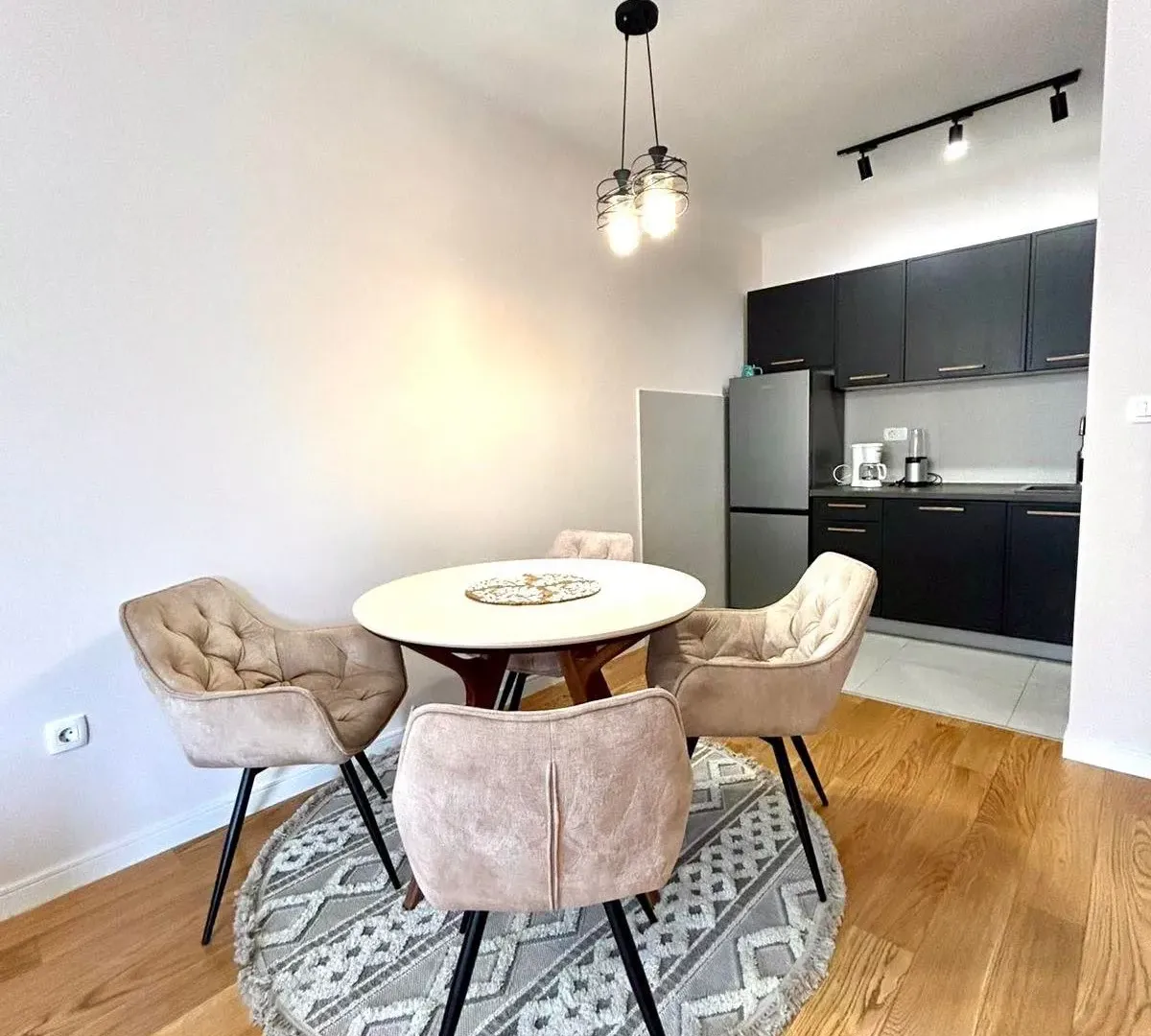 Rent, one bedroom apartment, 49m², Central Point, Podgorica