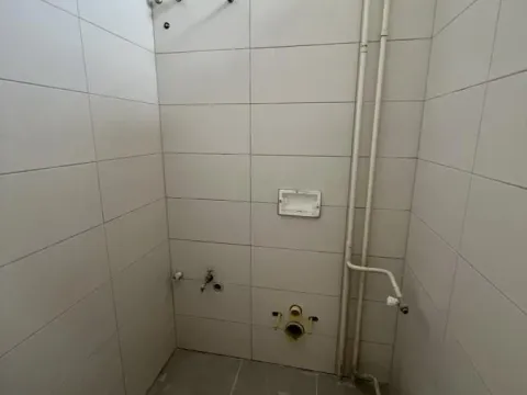 Izdavanje, poslovni prostor, 65m², Pivara, Jagodina - image 3