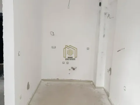 Prodaja, jednosoban stan, 43m², Stari Aerodrom, Podgorica - image 3