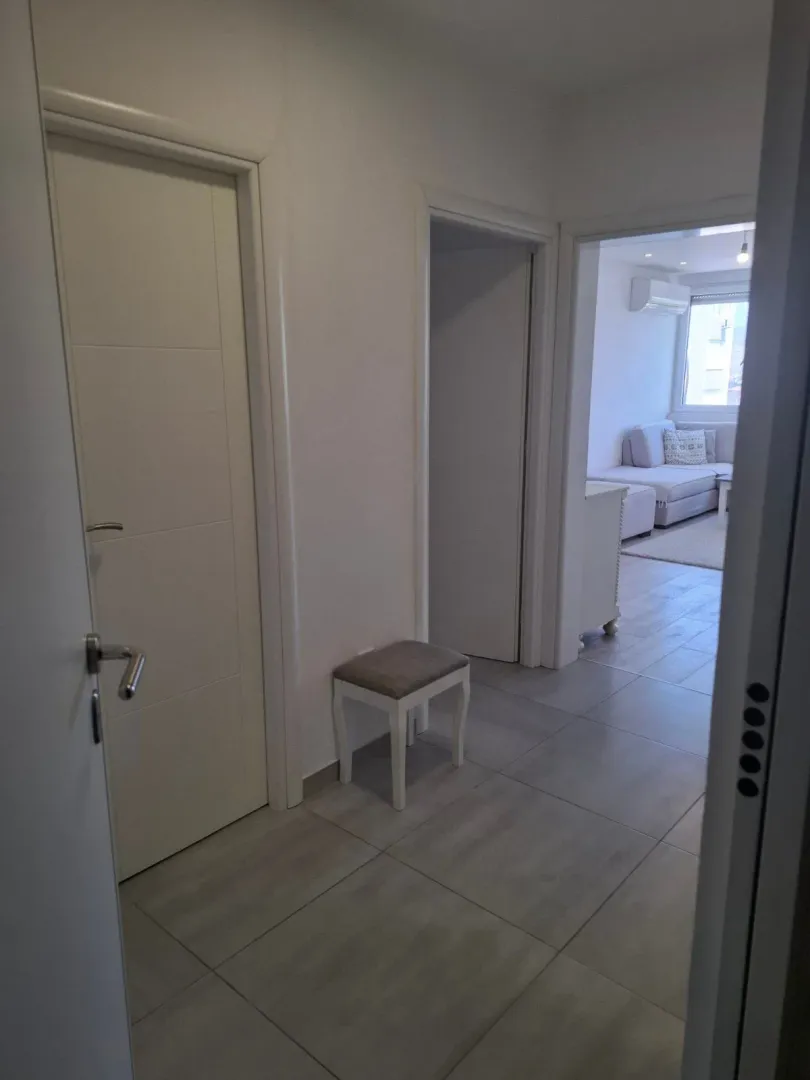 Rent, two bedroom apartment, 80m², Preko Morače, Podgorica
