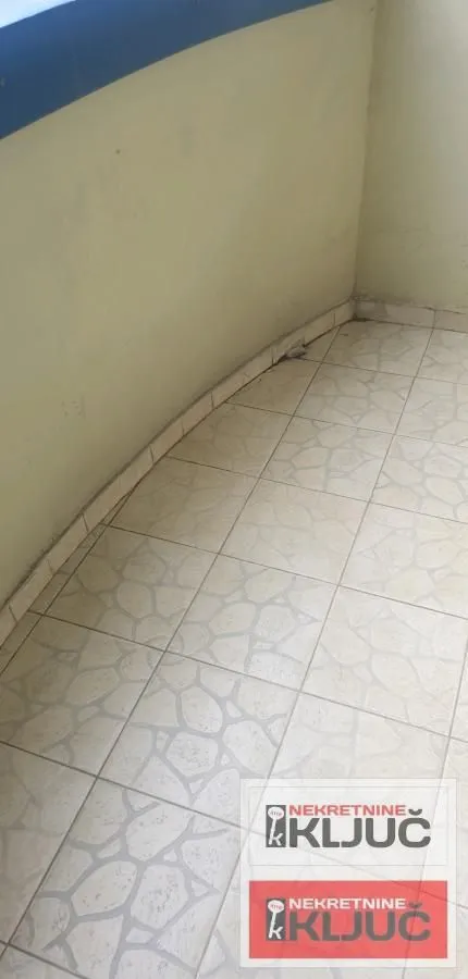 Izdavanje, jednosoban stan, 47m², Socijalno, Novi Sad Sve Podlokacije