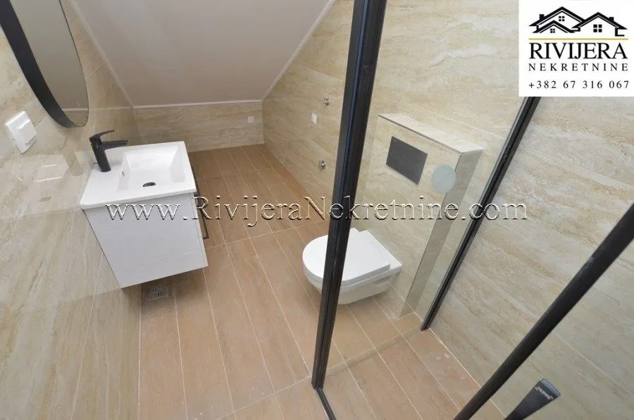 Prodaja, dvosoban stan, 96m², Đenovići, Herceg Novi