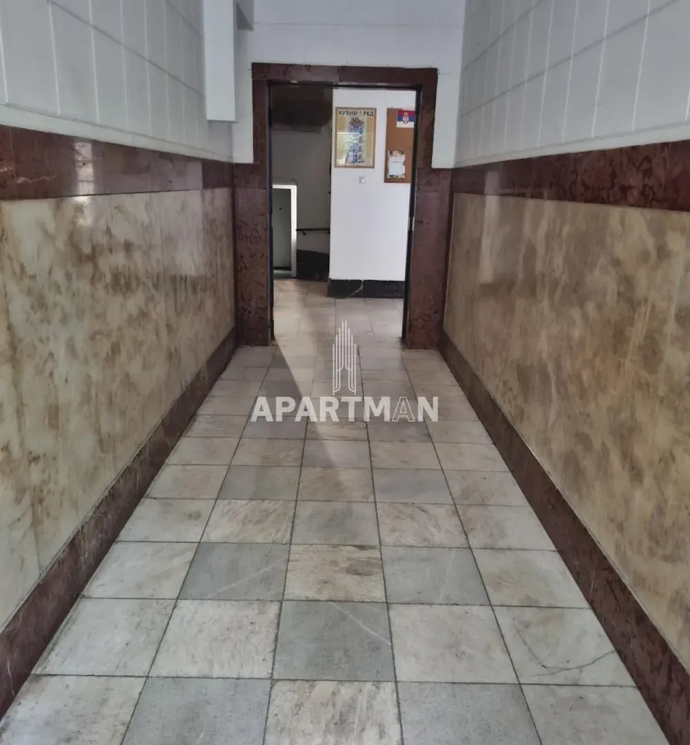 Rent, apartment, 27m², Cvetni Trg, Vračar Sve Podlokacije