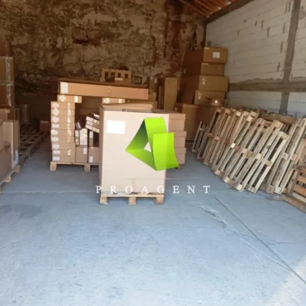 Rent, office space, 80m², Centar, Niš