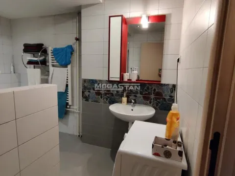 Izdavanje, jednosoban stan, 40m², Stari Grad, Beograd - image 8