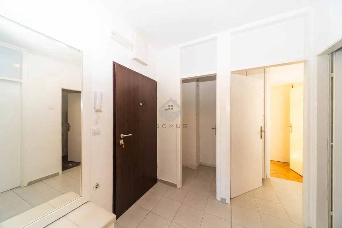 Rent, two bedroom apartment, 80m², Blok 9, Podgorica