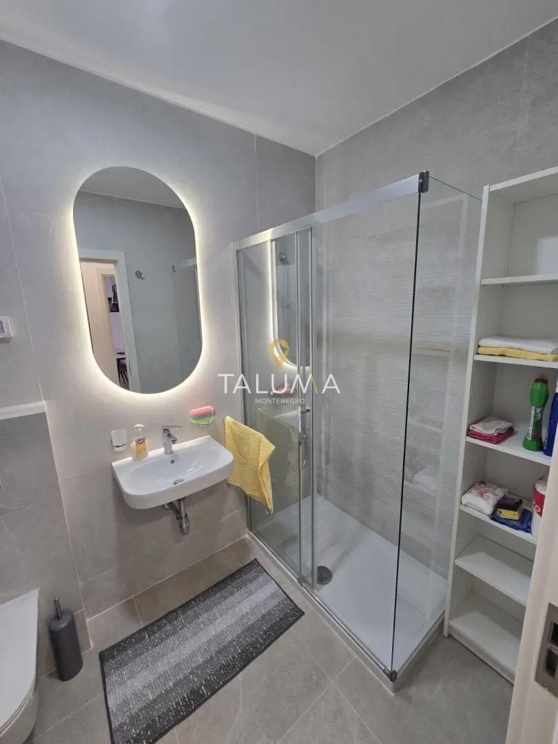 Rent, one bedroom apartment, 42m², Stari Aerodrom, Podgorica
