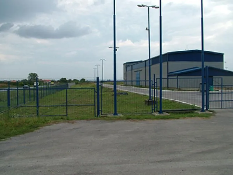 Izdavanje, poslovni prostor, 570m², Jakovo, Surčin