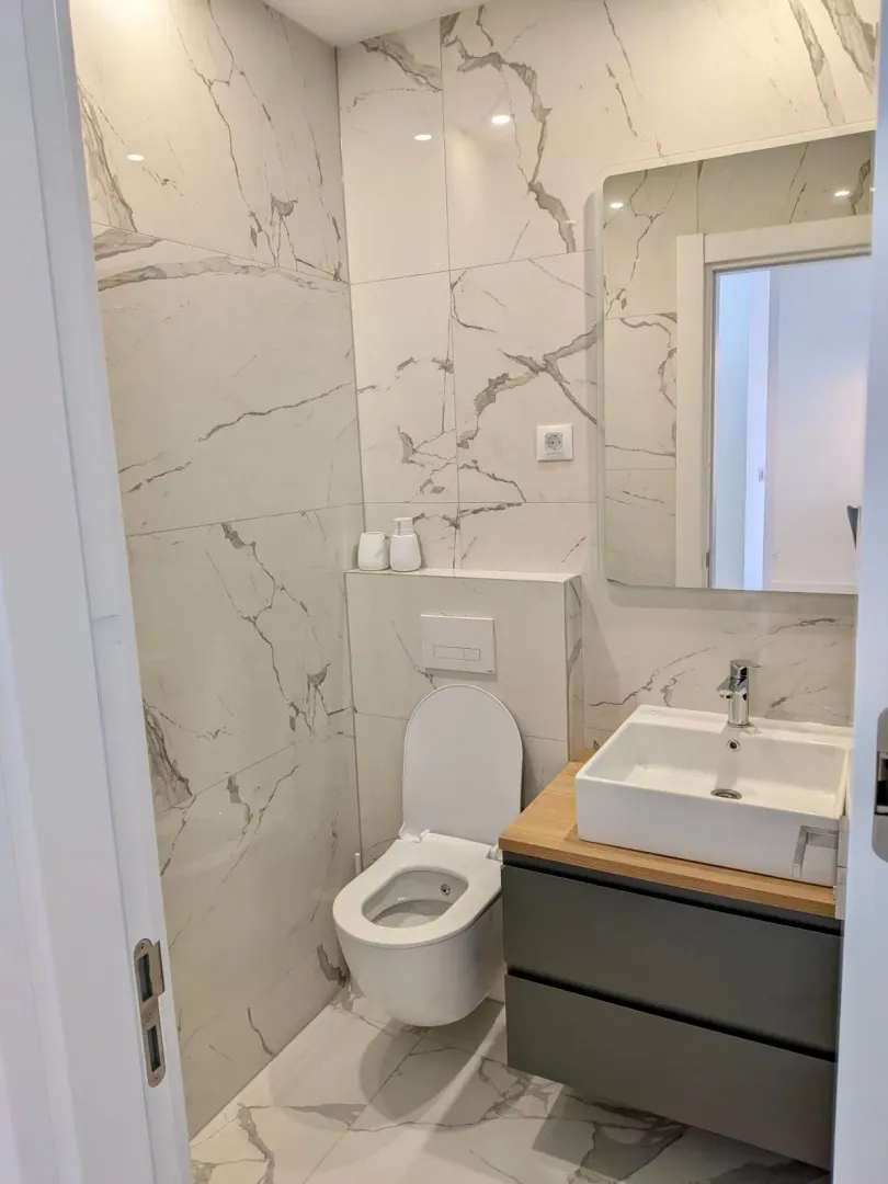 Izdavanje, jednosoban stan, 54m², Ilino, Bar