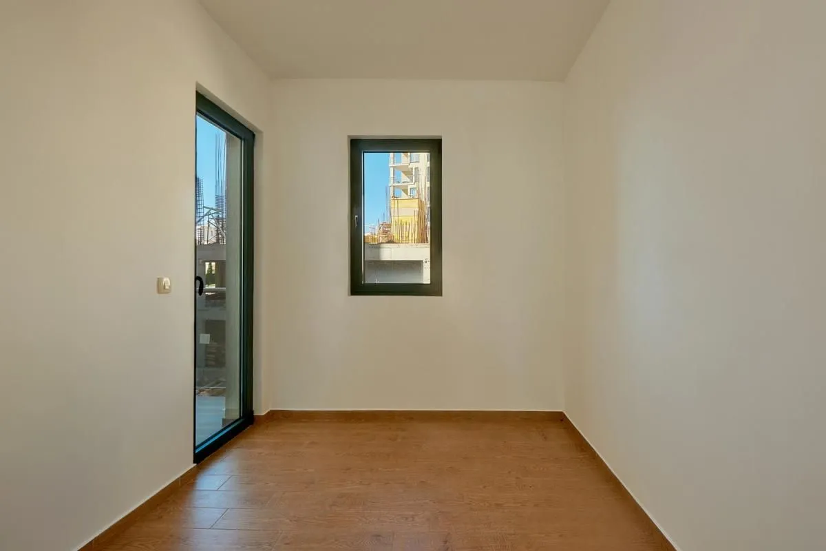 Sale, two bedroom apartment, 63m², Bečići, Budva