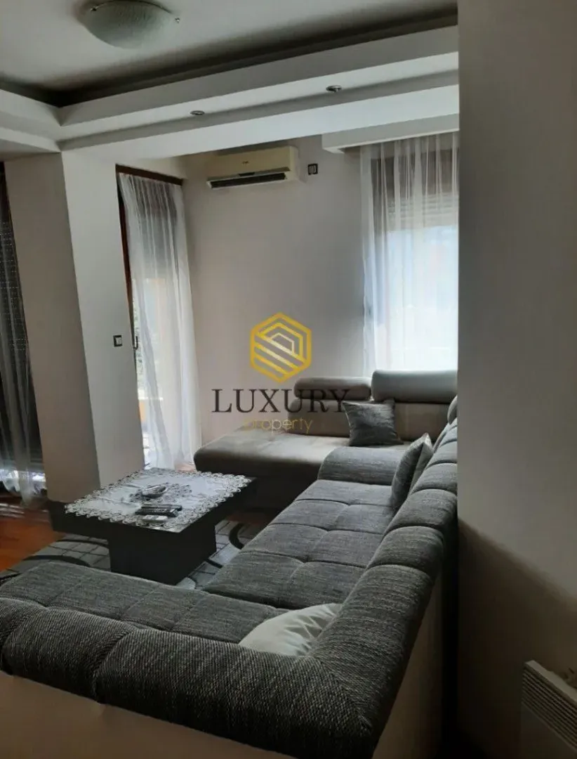 Prodaja, dvosoban stan, 73m², Momišići, Podgorica