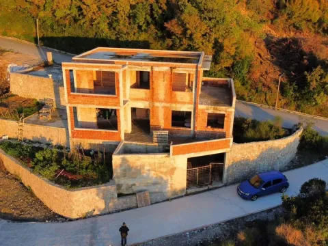 Prodaja, kuća, 210m², Prijevor, Budva - image 18