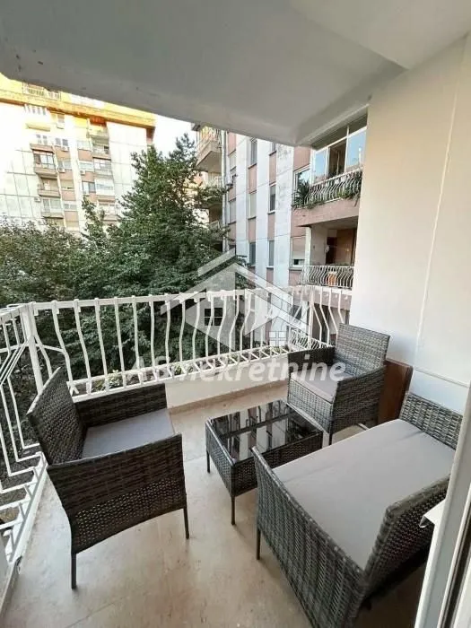 Izdavanje, stan, 34m², Stari Grad, Beograd