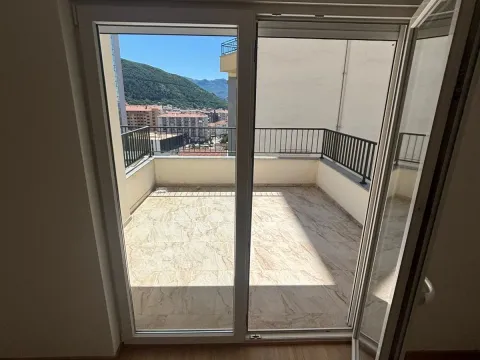 Prodaja, jednosoban stan, 65m², Dubovica, Budva - image 2