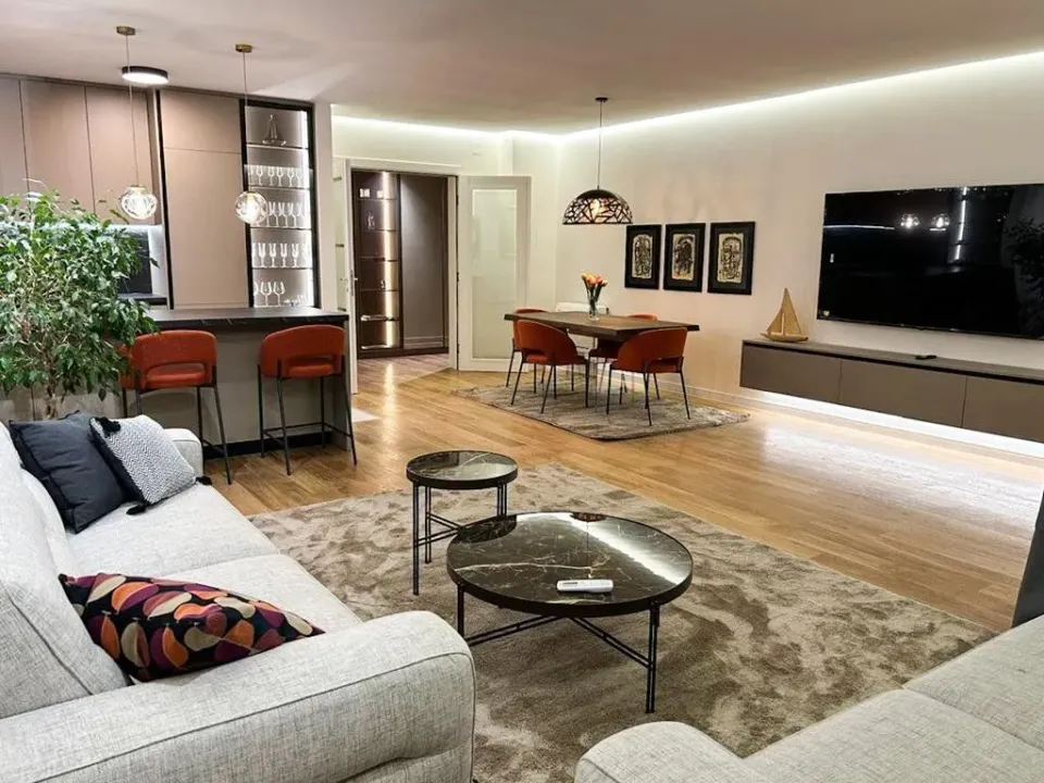 Rent, two bedroom apartment, 108m², Central Point, Podgorica